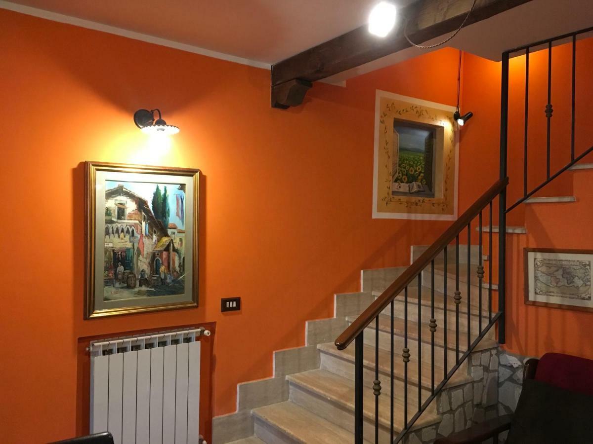 B&B Vista Su Roma Marco Simone Luaran gambar